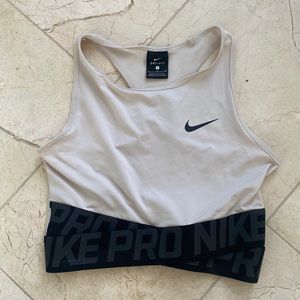 Nike pro workout top